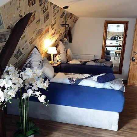 Victory Guesthouse - Handwerker Pension Билефелд Екстериор снимка