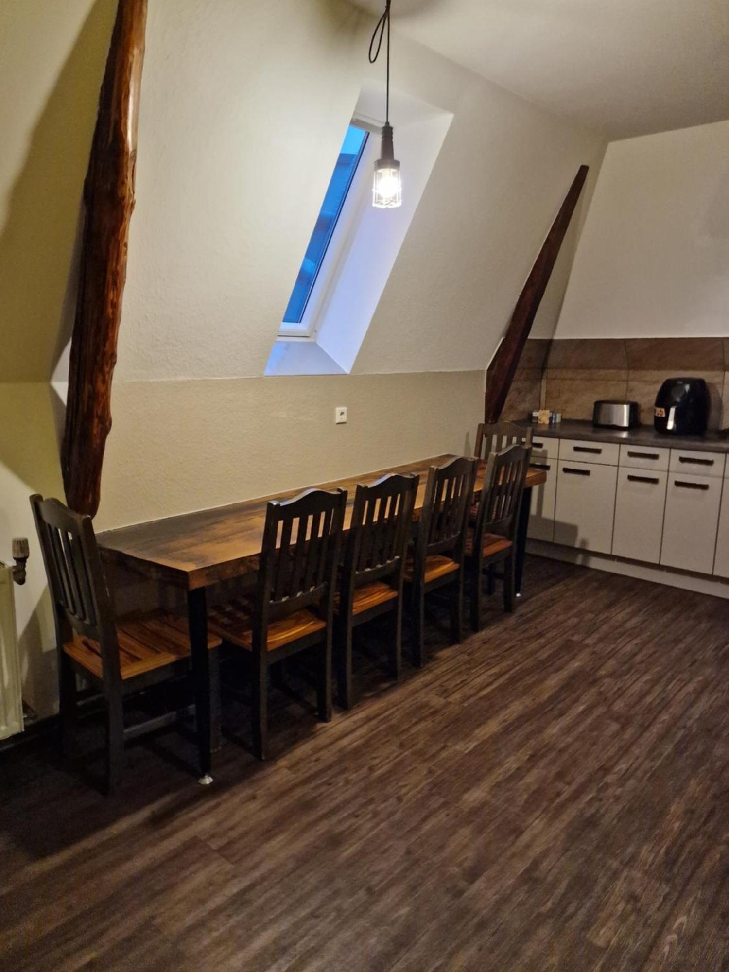 Victory Guesthouse - Handwerker Pension Билефелд Екстериор снимка